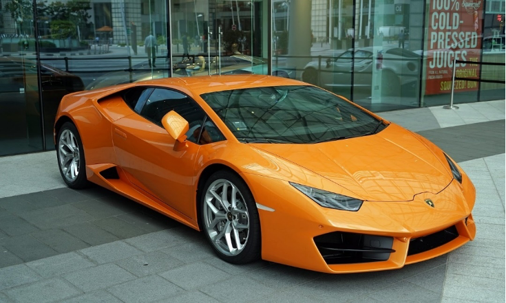 Lamborghini rental Dubai