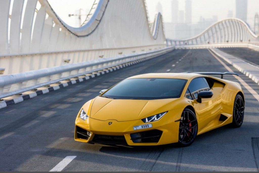 Rent Lamborghini Huracan Coupe