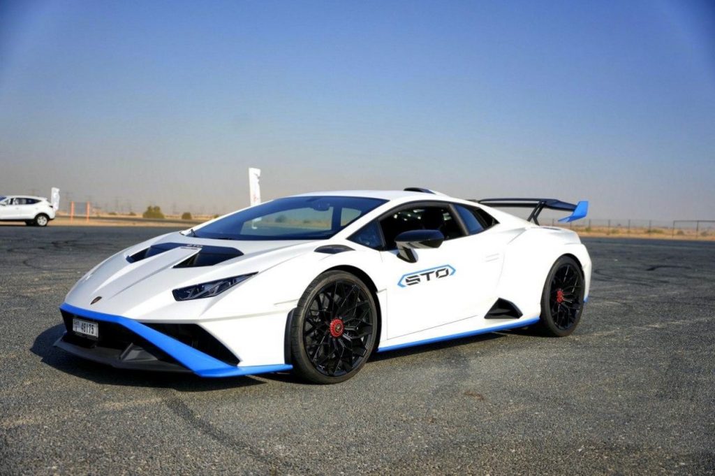 Lamborghini Huracan STO white 2022 for rent Dubai