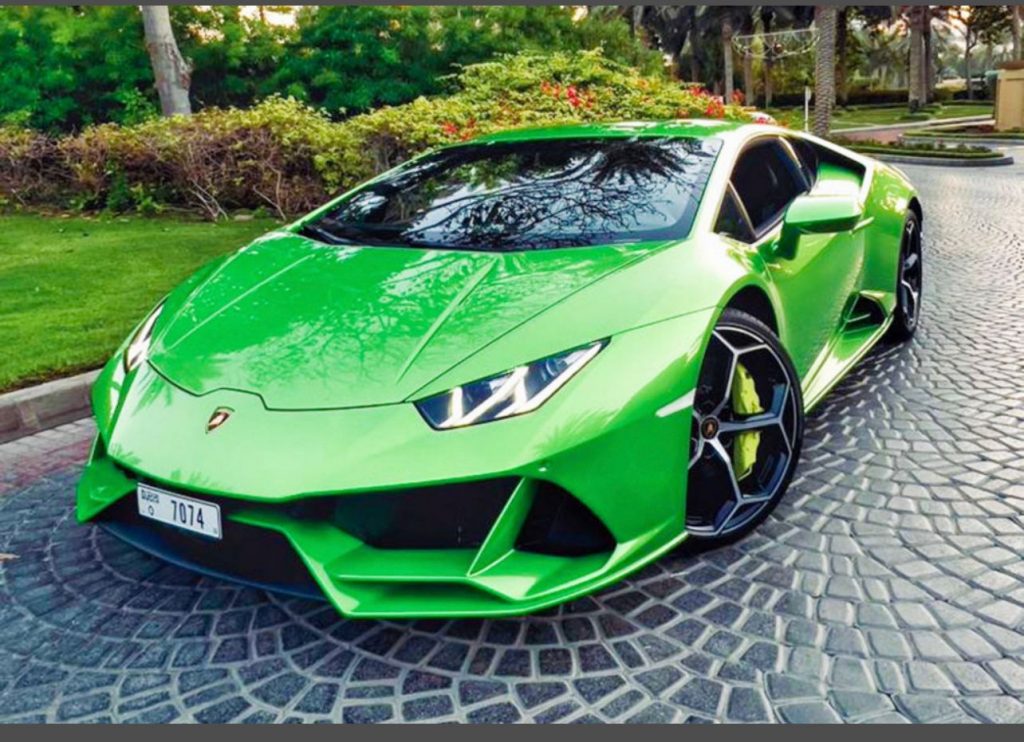 Lamborghini Huracan Evo Green 2022 for rent Dubai